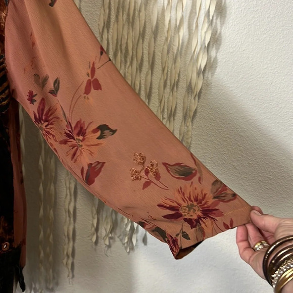 Tienda Ho Rust and Brown Embellished Tie Dye Blouse Free Size - Picture 2 of 7